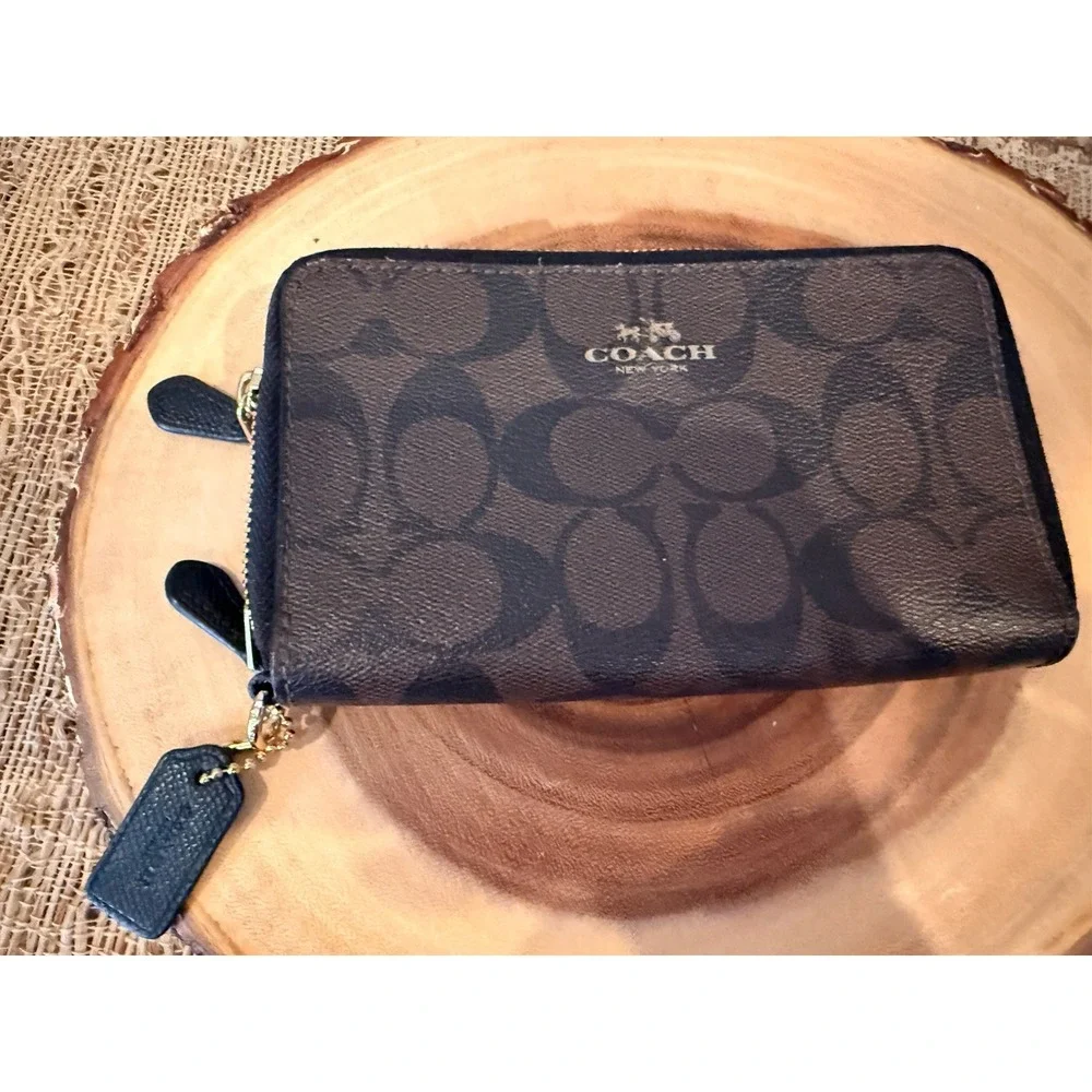 Coach Medium Id Zip Wallet In‎ Signature Canvas Black & Brown New 228$